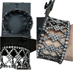 FREE PRESS: NWT Rhinestone Criss-Cross Cuff Bracelet